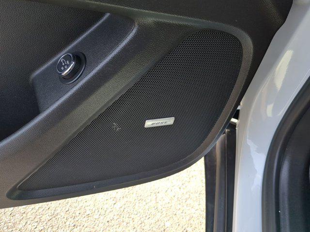 used 2022 Chevrolet Traverse car, priced at $37,990