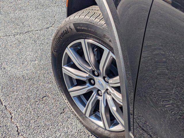 used 2023 Cadillac XT4 car, priced at $33,990