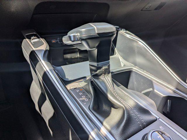 used 2025 Kia Sorento car, priced at $40,990