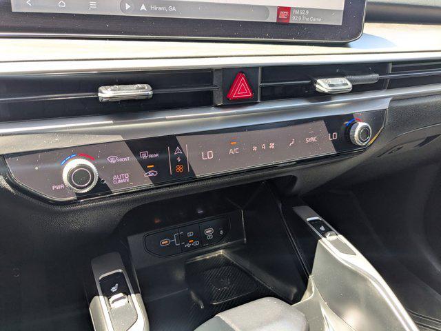 used 2025 Kia Sorento car, priced at $40,990