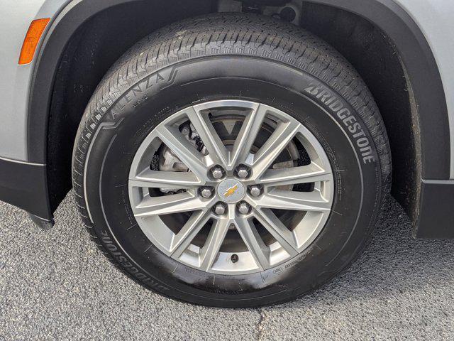 used 2023 Chevrolet Traverse car, priced at $30,991