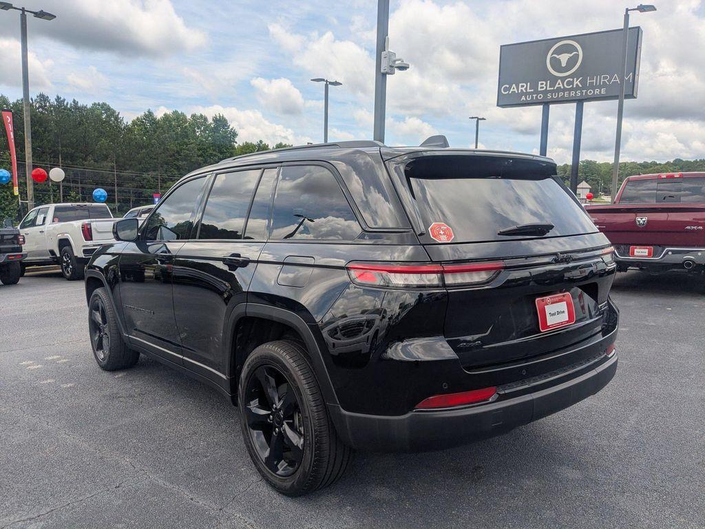 used 2023 Jeep Grand Cherokee car, priced at $35,789
