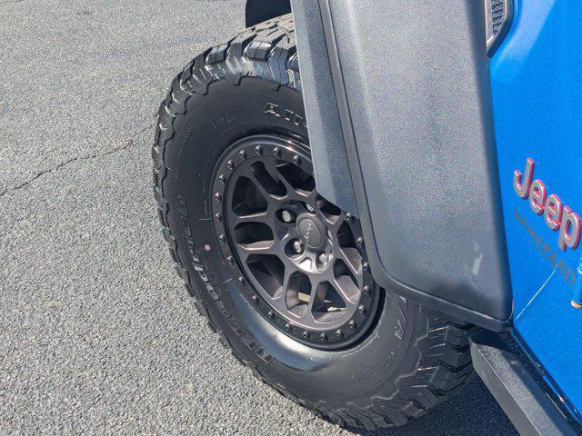 used 2022 Jeep Wrangler Unlimited car, priced at $38,990