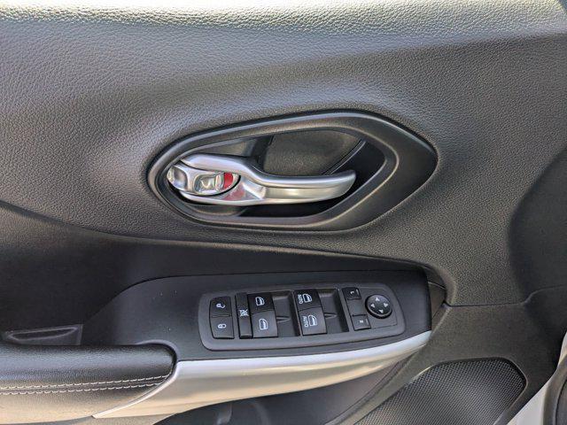 used 2022 Jeep Cherokee car, priced at $29,990