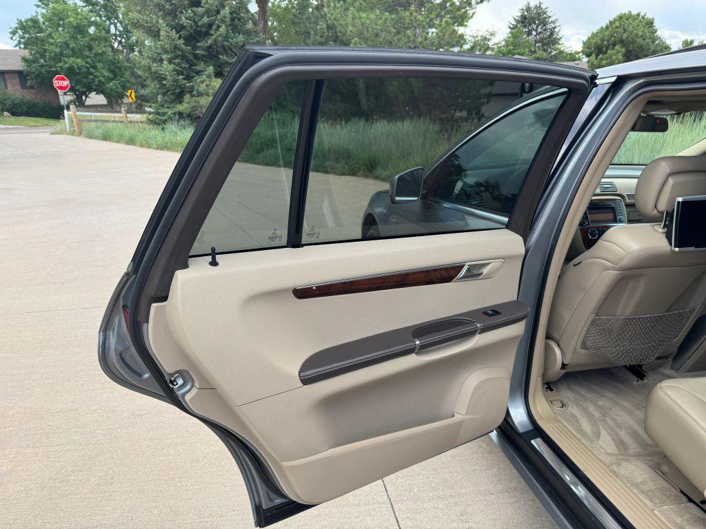 used 2011 Mercedes-Benz R-Class car, priced at $9,999