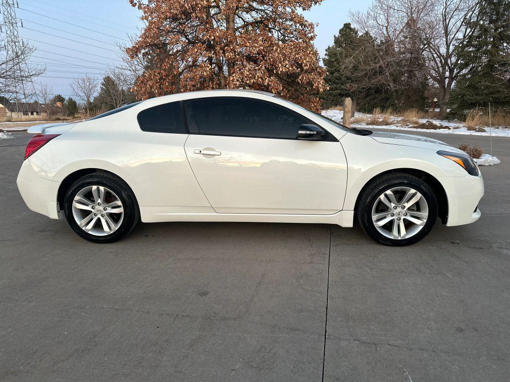 used 2013 Nissan Altima car, priced at $7,499