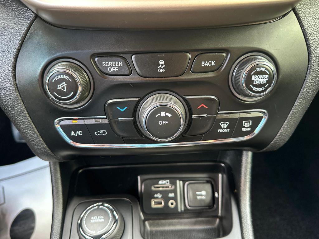 used 2018 Jeep Cherokee car, priced at $10,999