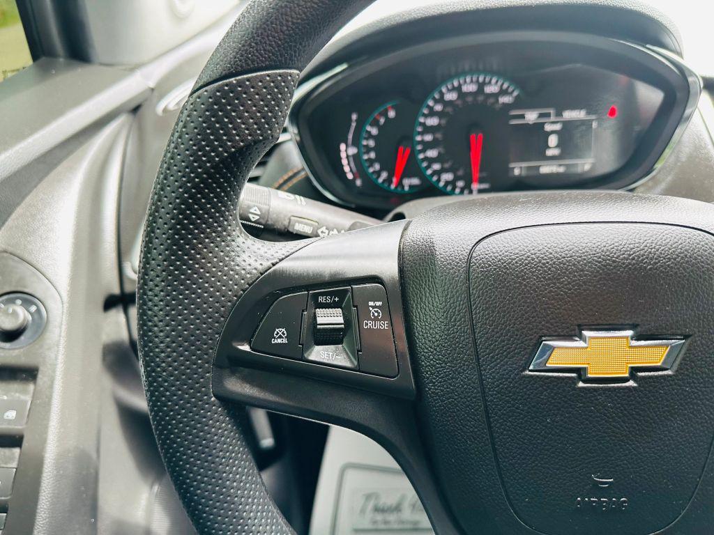 used 2022 Chevrolet Trax car, priced at $13,299