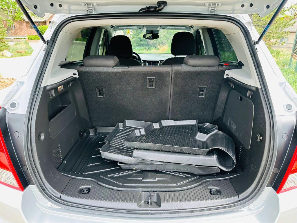 used 2022 Chevrolet Trax car, priced at $13,299