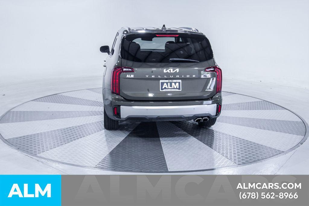 used 2025 Kia Telluride car, priced at $32,920