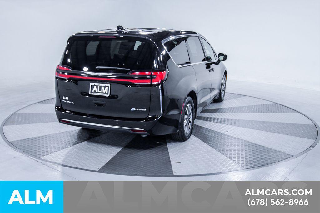 used 2024 Chrysler Pacifica Hybrid car, priced at $25,920