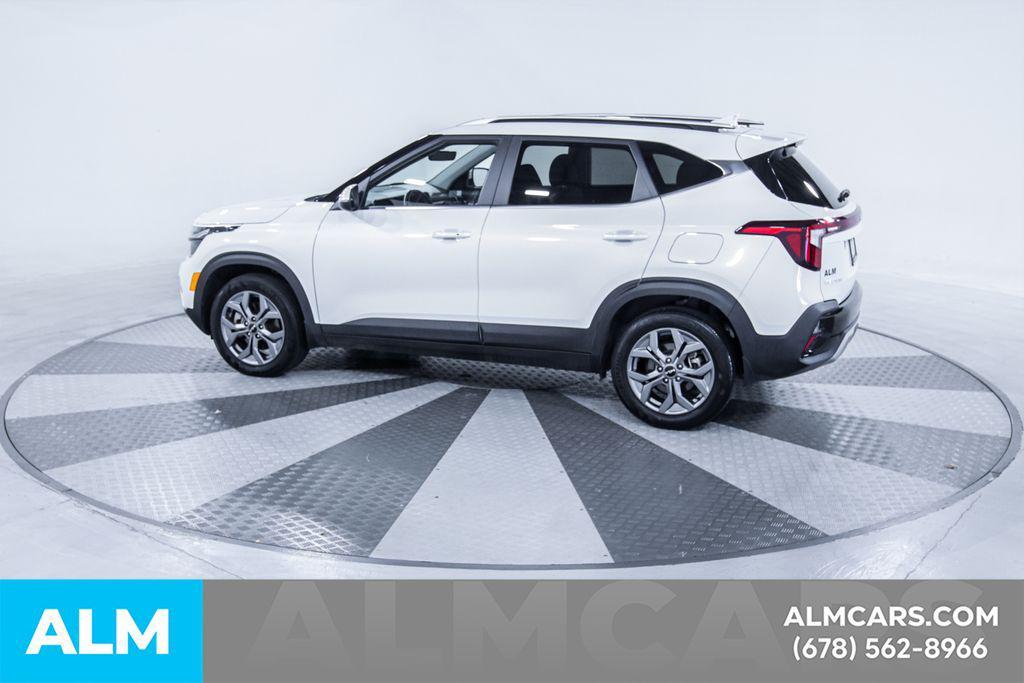 used 2024 Kia Seltos car, priced at $20,960