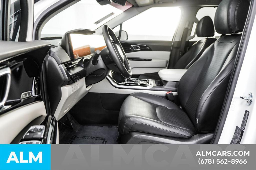 used 2024 Kia Carnival car, priced at $38,460