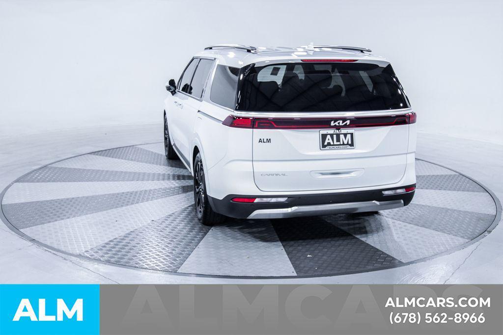 used 2024 Kia Carnival car, priced at $38,460