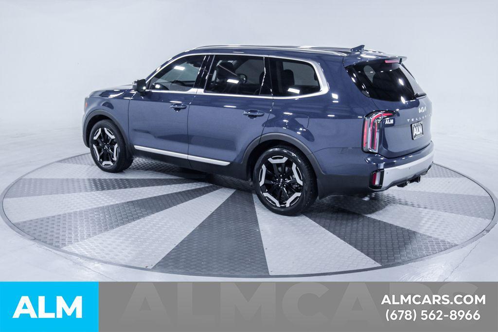 used 2024 Kia Telluride car, priced at $32,204