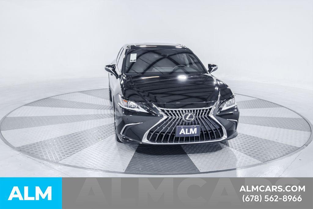 used 2024 Lexus ES 300h car, priced at $42,420