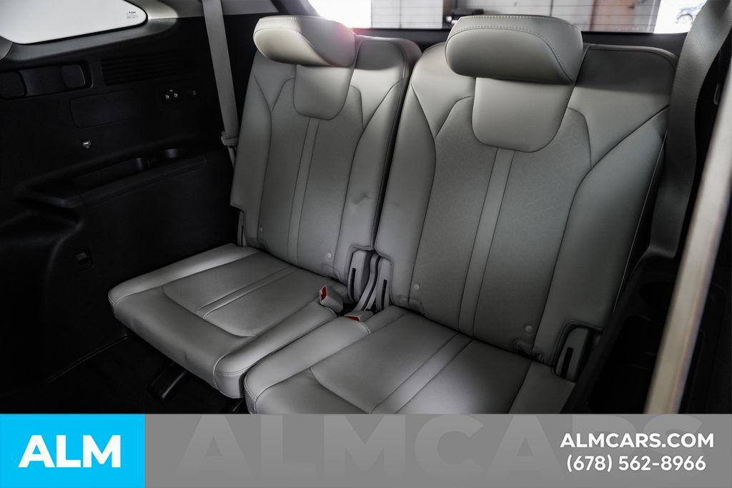 used 2023 Kia Sorento car, priced at $28,420