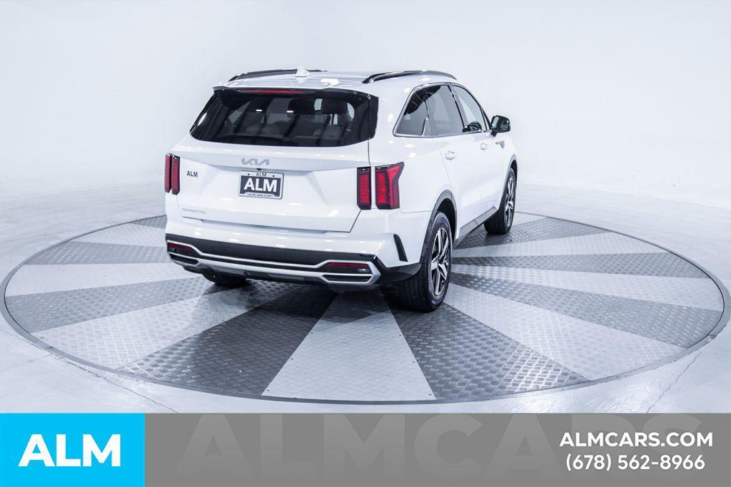 used 2023 Kia Sorento car, priced at $28,420