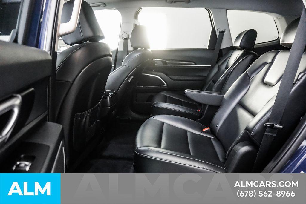 used 2025 Kia Telluride car, priced at $32,420