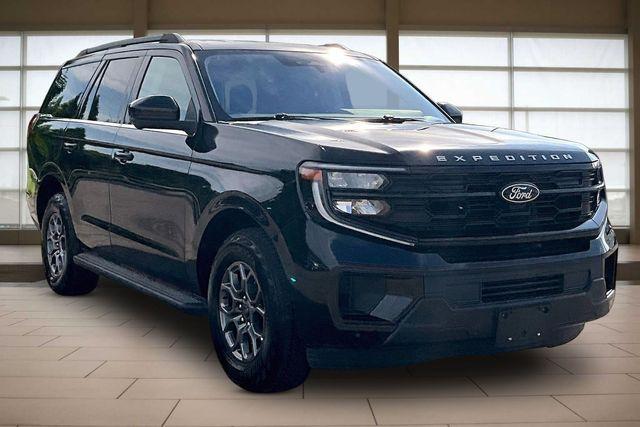 used 2025 Ford Expedition car, priced at $54,687
