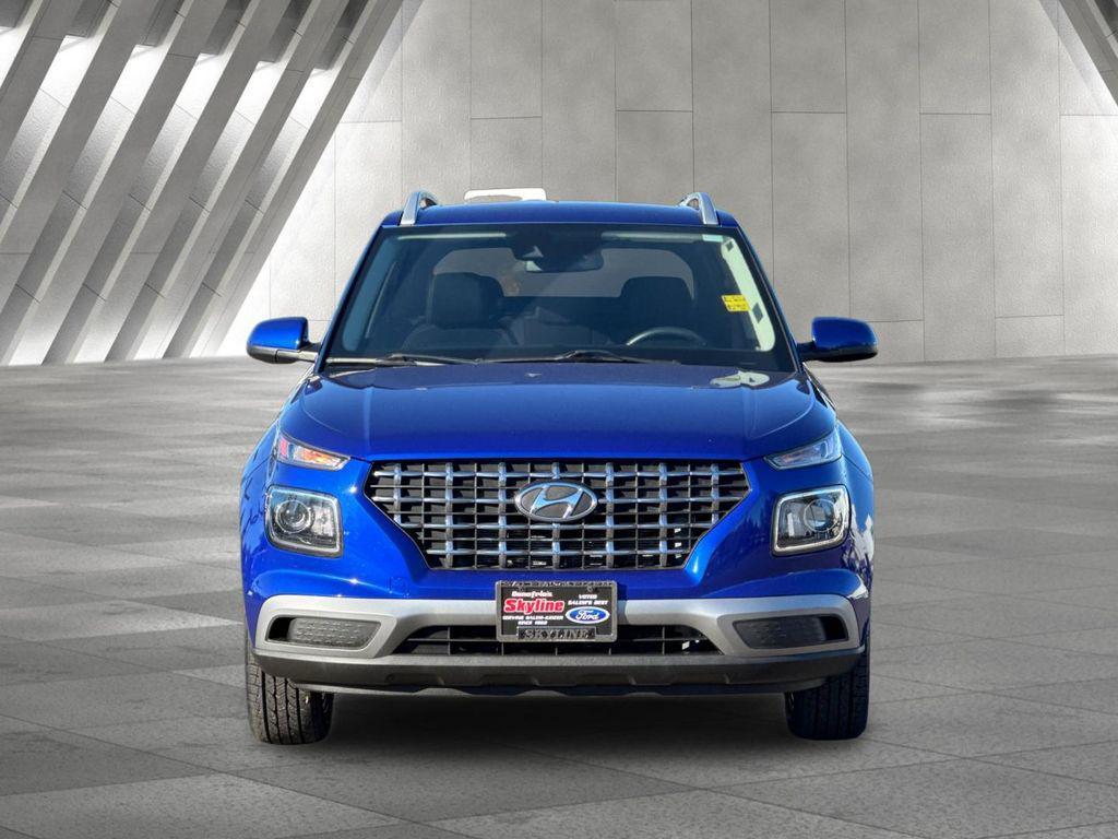 used 2022 Hyundai Venue car, priced at $19,999