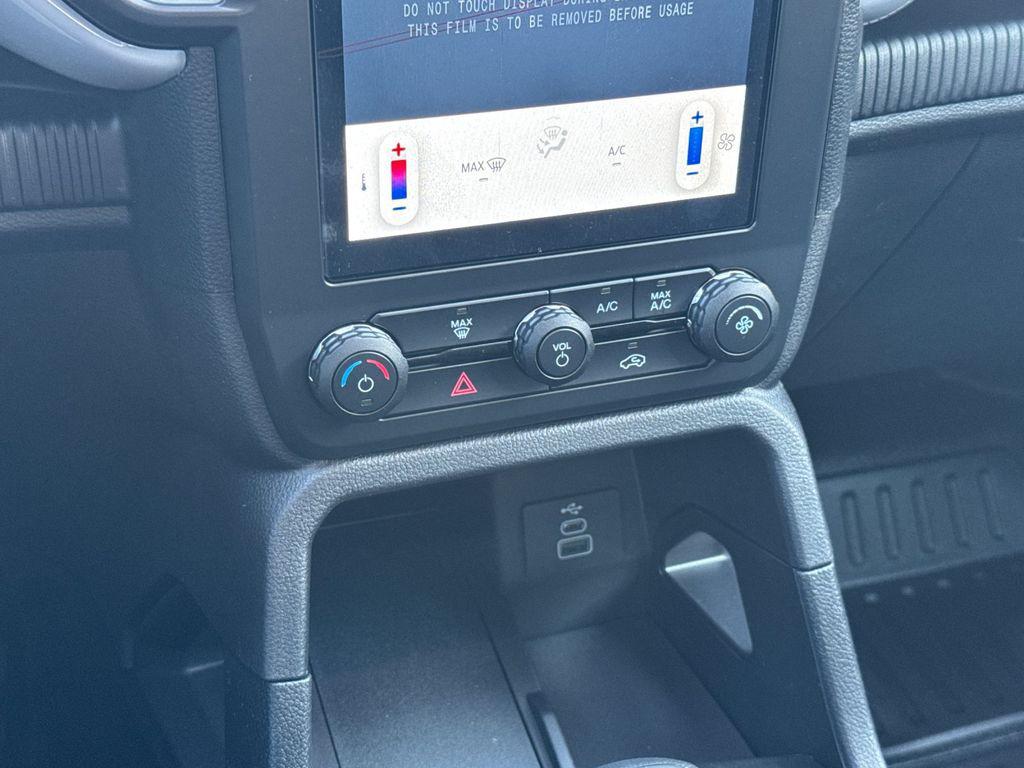 new 2025 Ford Ranger car, priced at $36,900