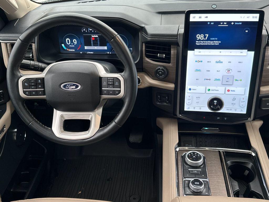 used 2022 Ford Expedition car