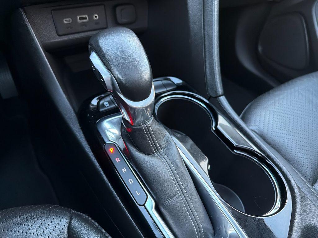 used 2023 Buick Encore GX car, priced at $25,999