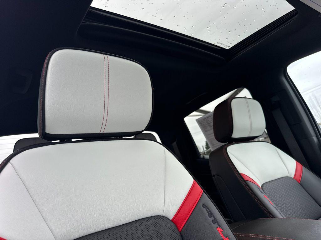 used 2024 GMC Canyon car