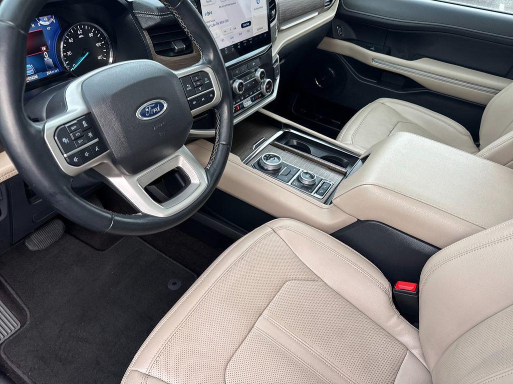 used 2023 Ford Expedition car, priced at $44,110