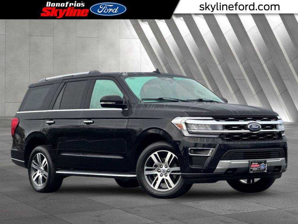 used 2023 Ford Expedition car, priced at $44,110