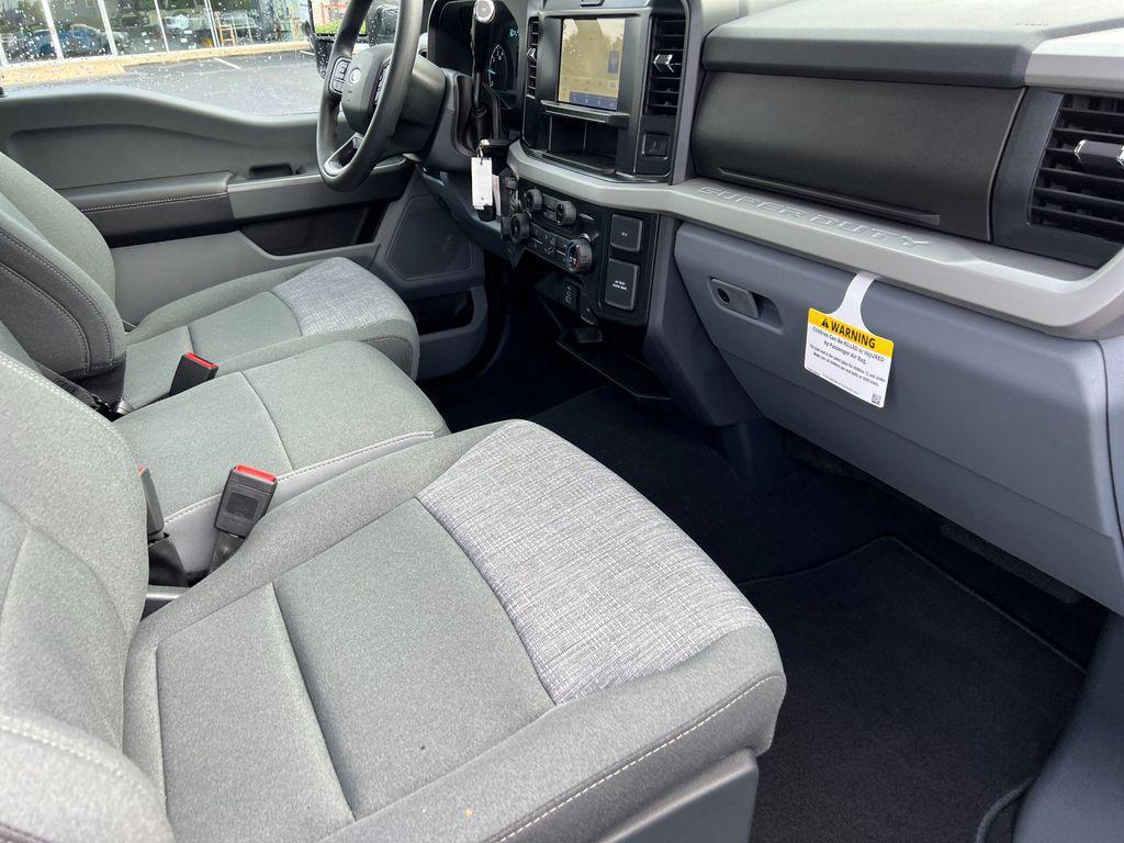 new 2025 Ford F-350 car, priced at $52,035