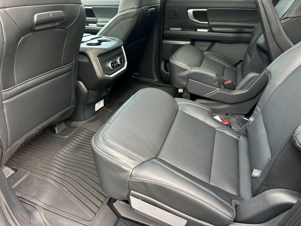 new 2026 Ford Expedition car, priced at $86,430