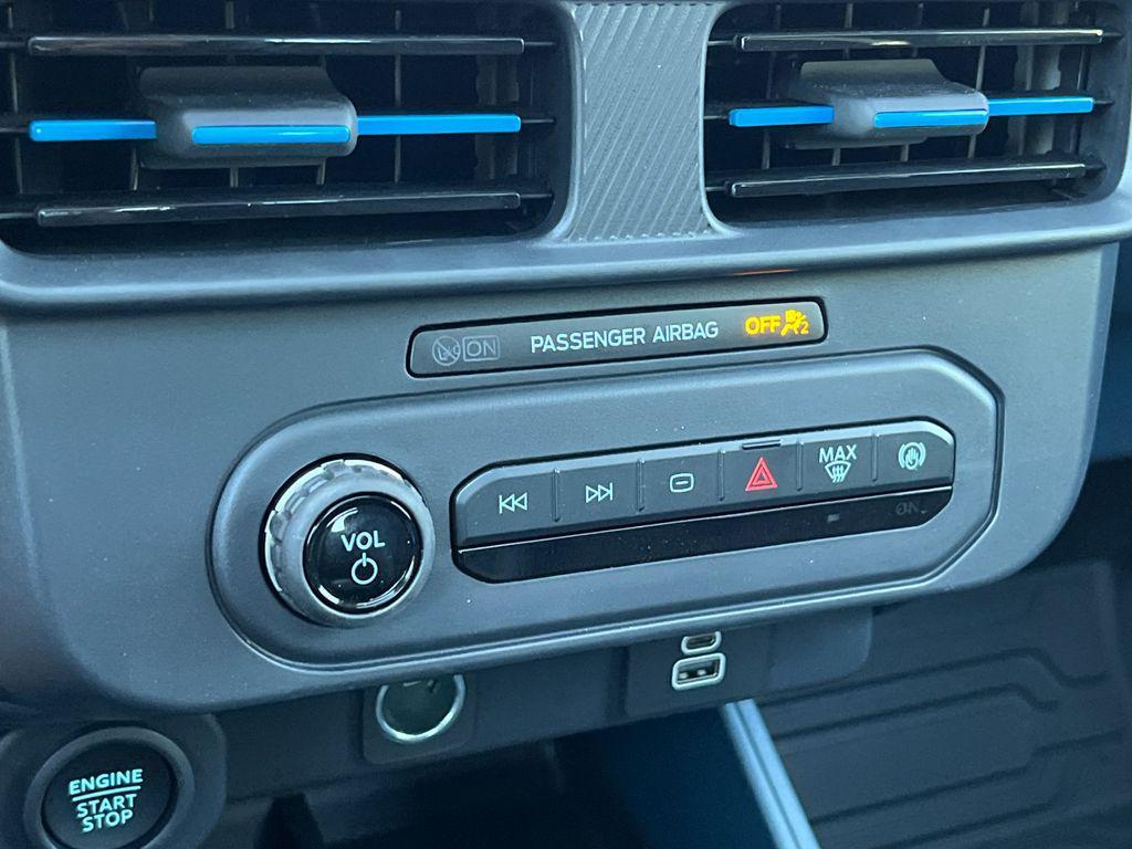 new 2025 Ford Maverick car, priced at $34,526