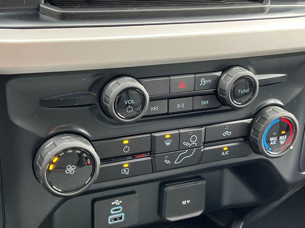 new 2025 Ford F-250 car, priced at $66,753