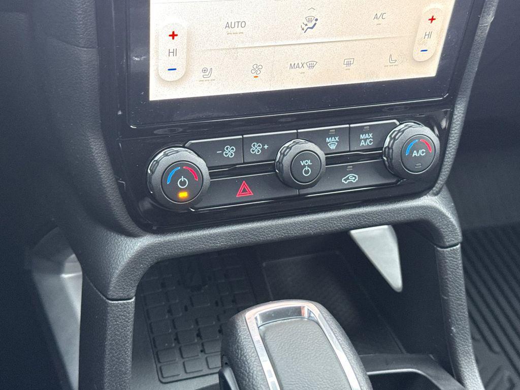 new 2025 Ford Ranger car, priced at $50,218