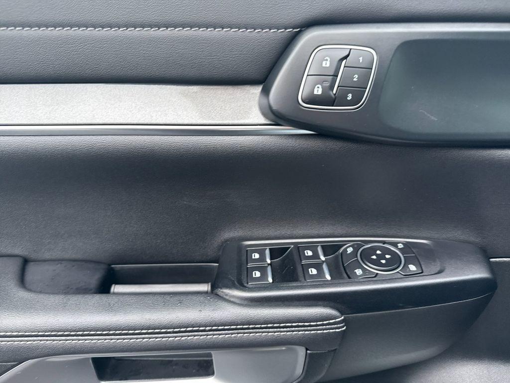 new 2025 Ford Ranger car, priced at $50,218