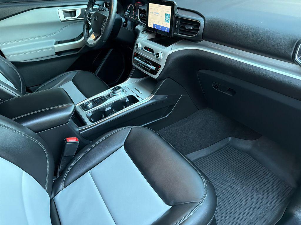 used 2023 Ford Explorer car, priced at $31,999