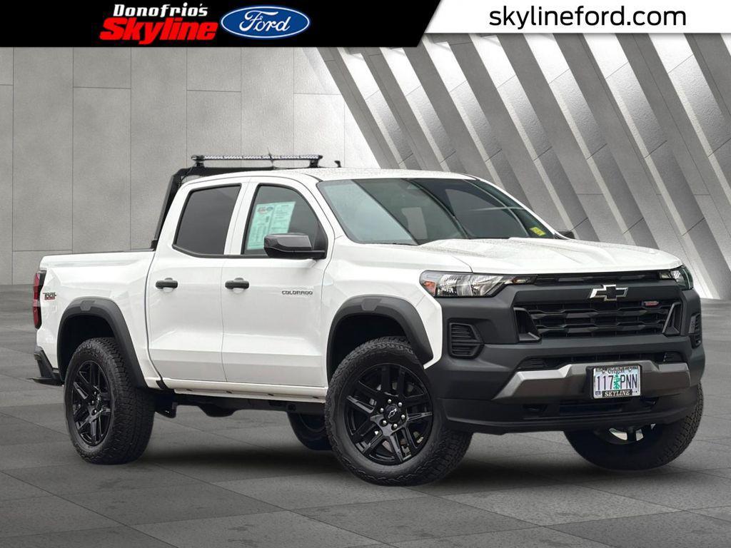 used 2025 Chevrolet Colorado car