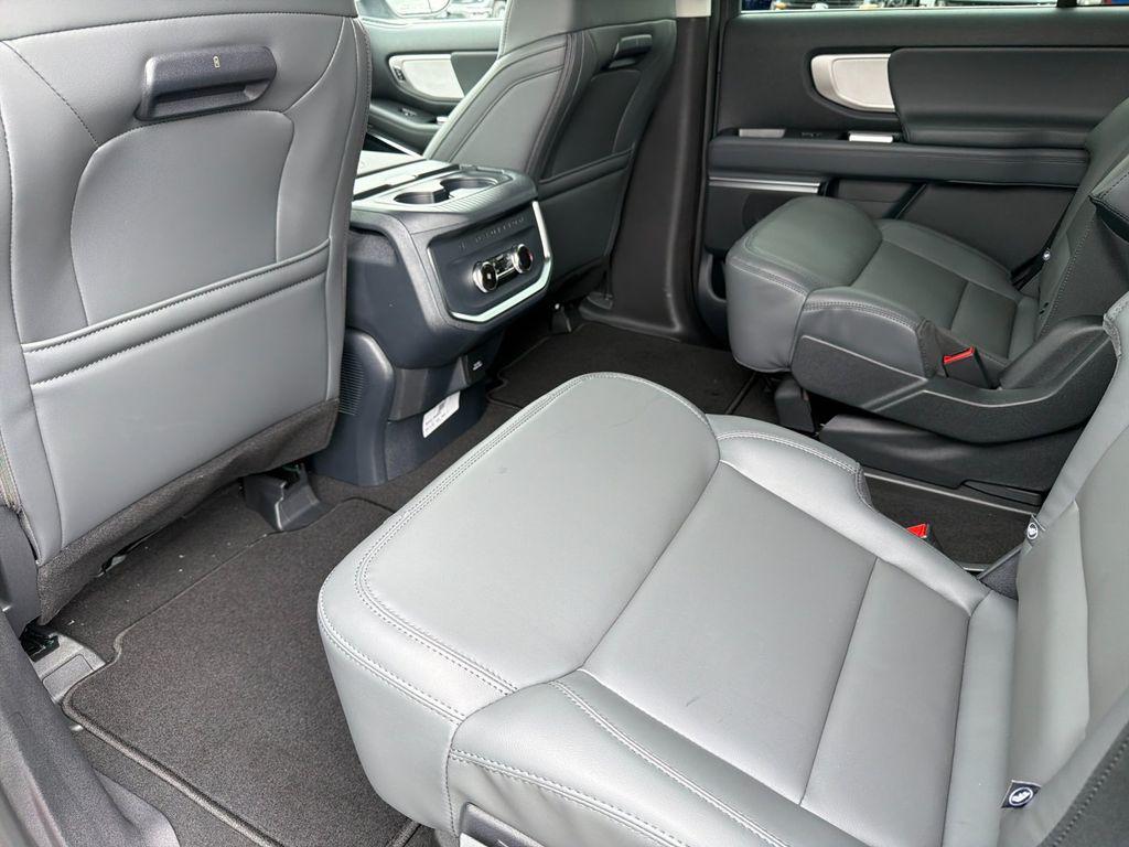 new 2026 Ford Expedition car, priced at $71,569