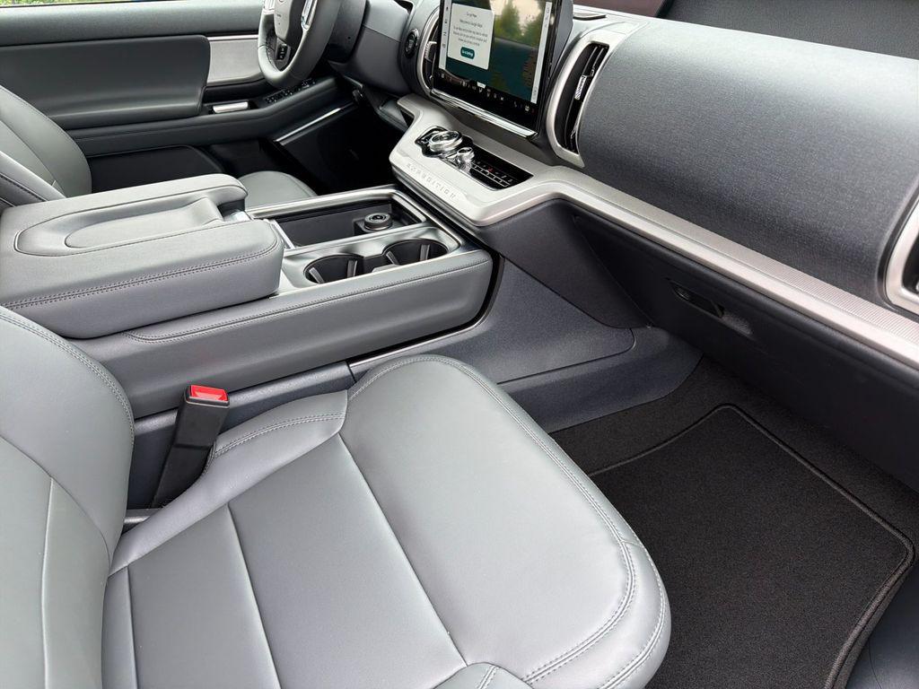 new 2026 Ford Expedition car, priced at $71,569