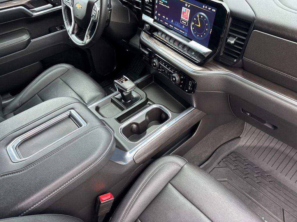 used 2022 Chevrolet Silverado 1500 car, priced at $49,498