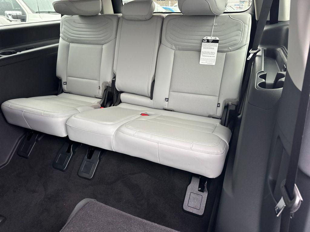 new 2025 Ford Expedition Max car, priced at $89,898
