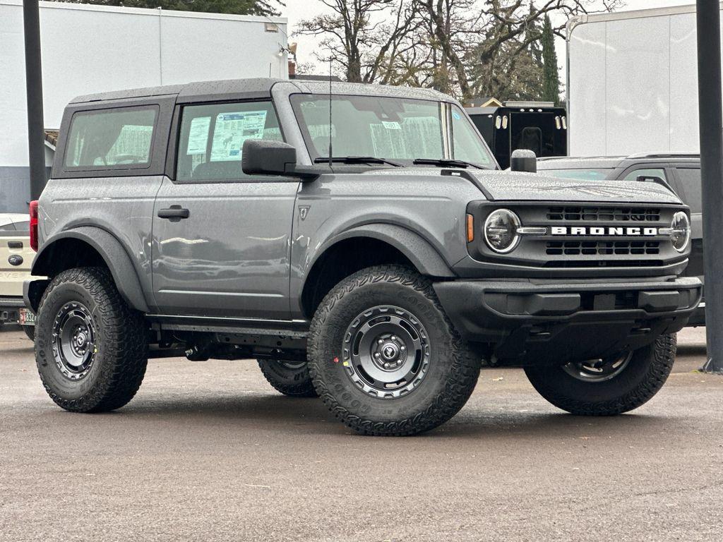 new 2025 Ford Bronco car, priced at $47,570
