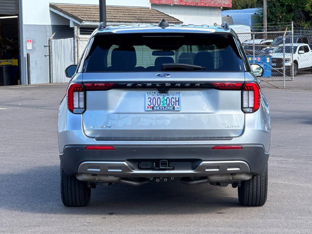 new 2025 Ford Explorer car, priced at $46,525