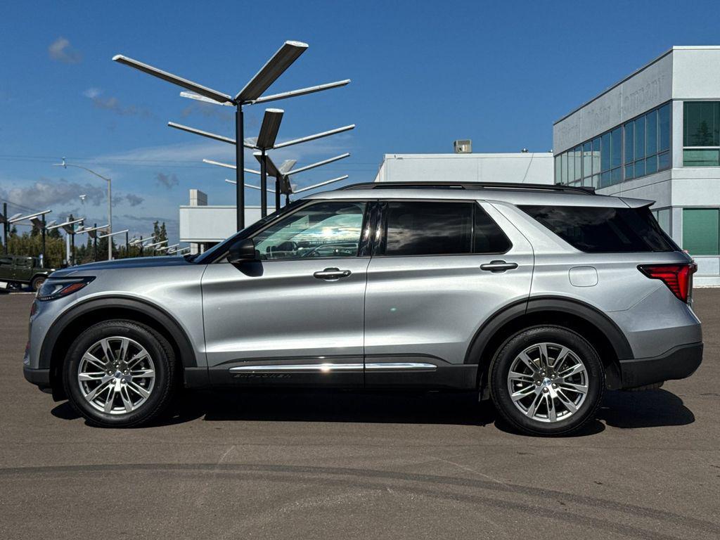 new 2025 Ford Explorer car, priced at $46,525