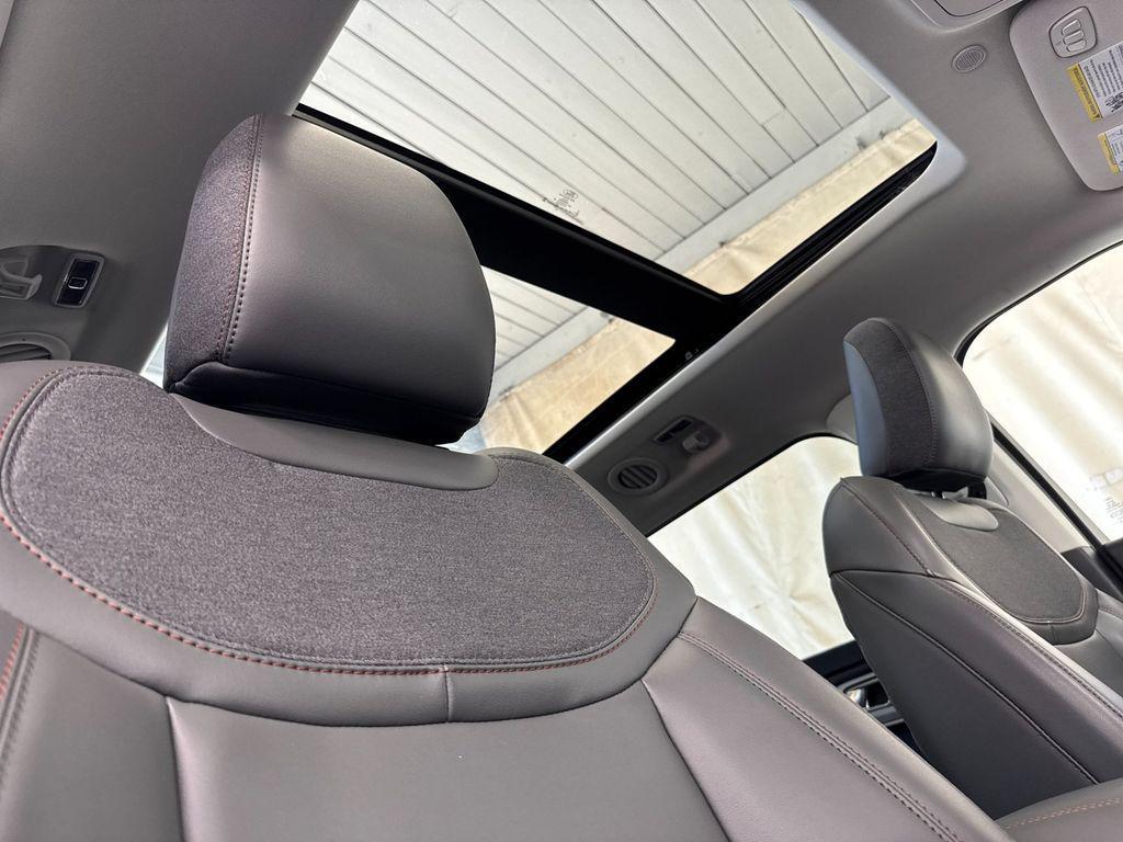 new 2025 Ford Explorer car, priced at $46,525