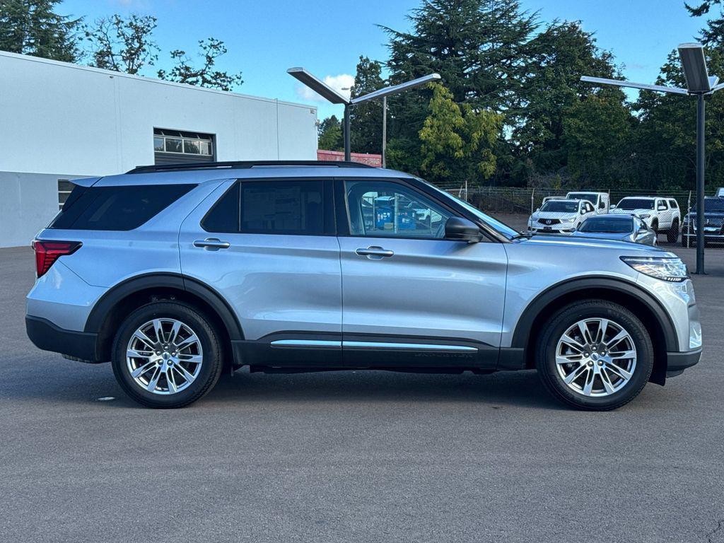 new 2025 Ford Explorer car, priced at $46,525