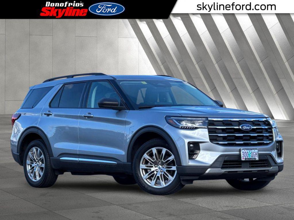 new 2025 Ford Explorer car, priced at $42,025