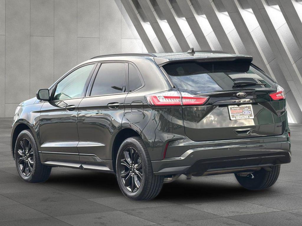 used 2022 Ford Edge car